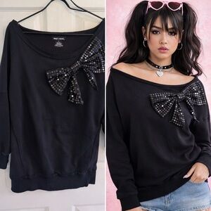 Black Off Shoulder Sweatshirt Sequin Bow Pullover Slouchy Y2K  Top Medium